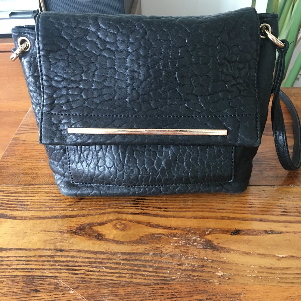 PETITE MENDIGOTE PARIS LEATHER BAG
